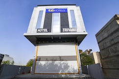 FabHotel Trivana, Indore