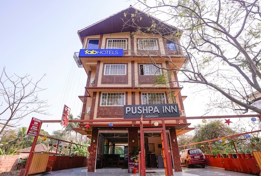 FabHotel Pushpa Inn Assagao