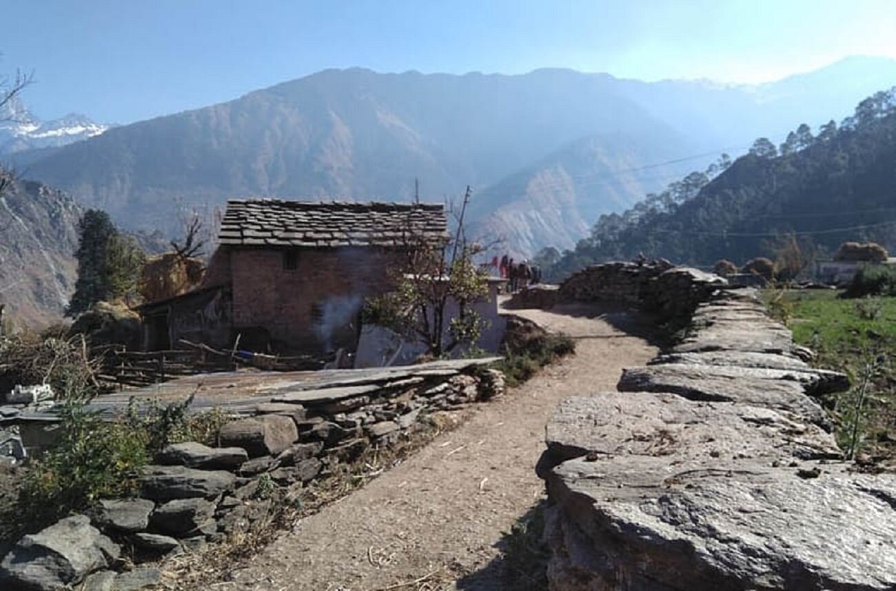 The Hideout - Urgam Valley - Tap to explore photos