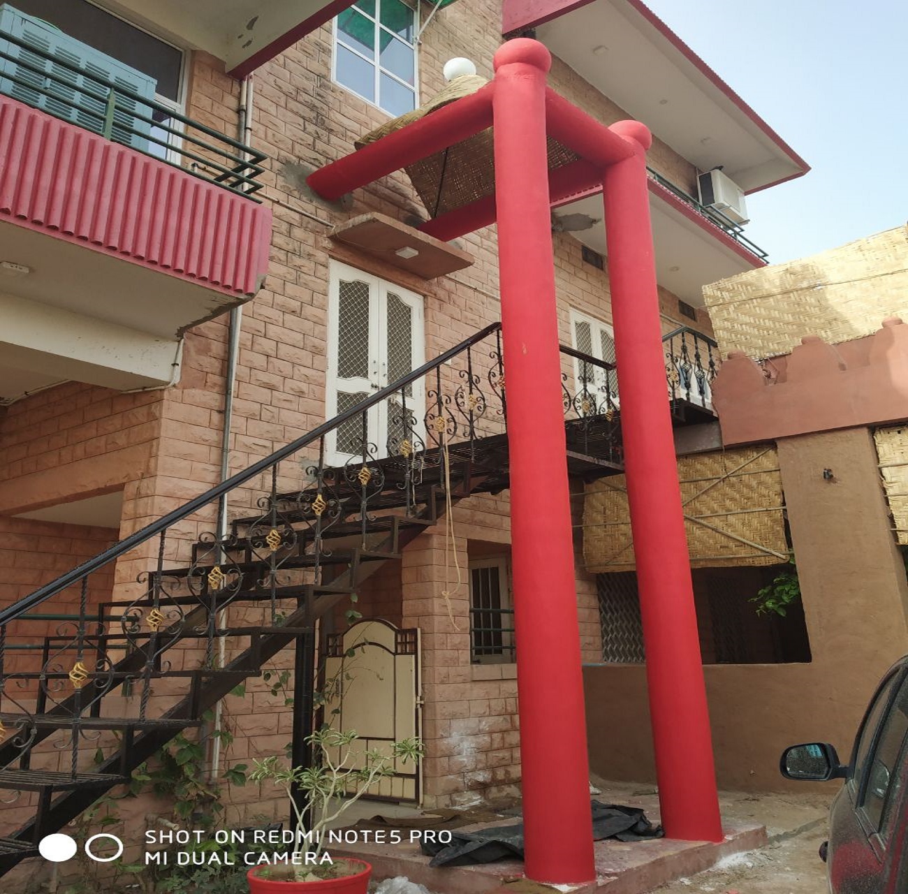 Chandra Grand Jodhpur INR 583 OFF   2  2  1  2   Deal Photos