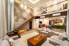 Luxe Riviera 4BHK Private Pool Villa by Incred Stays - With Pool Table, Goa