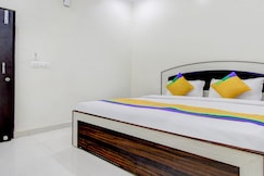 Hotel Radhey Radhey.., Vrindavan