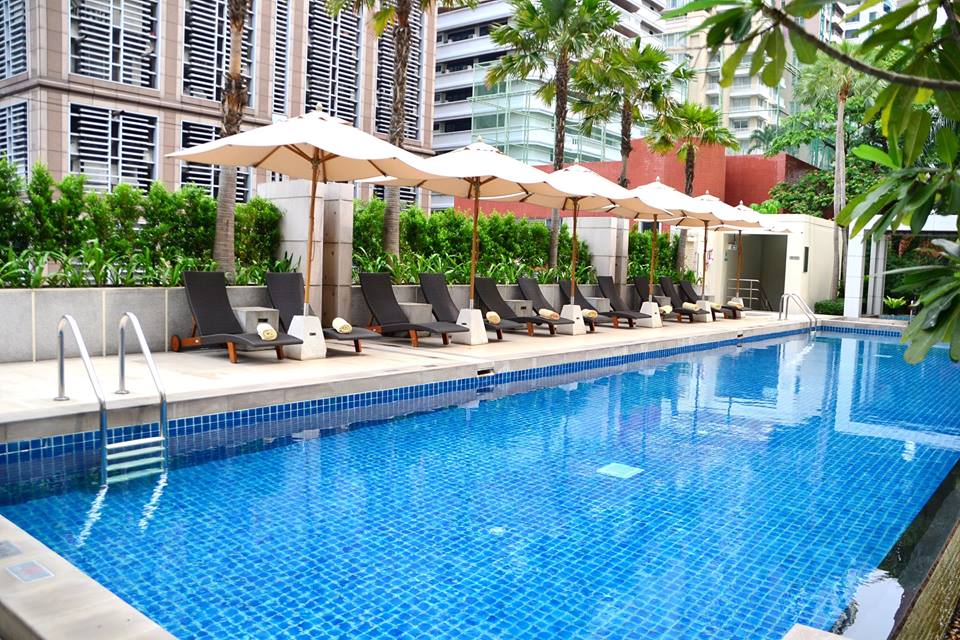 Courtyard by Marriott Bangkok - Tap to explore photos