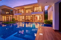 Aquasol Pool Villa, Goa by VOYE HOMES, Goa