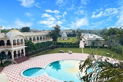 Rajmahal The Palace, Bhander