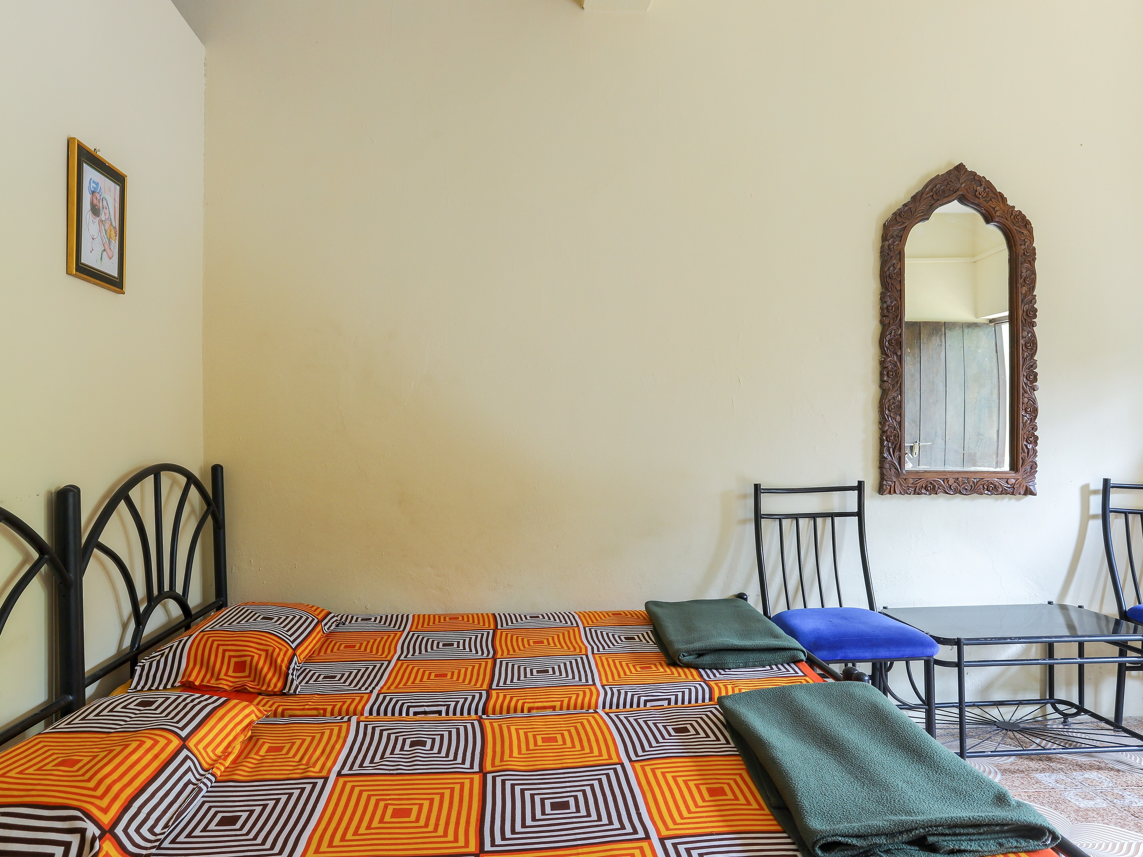 Days Guest House  - Tap to explore photos