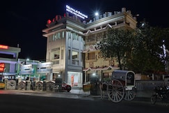 New Tirupur Lodge, Palani
