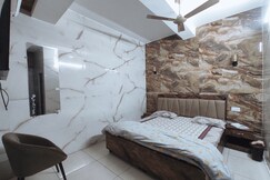 SKY HOMESTAYS, Phagwara
