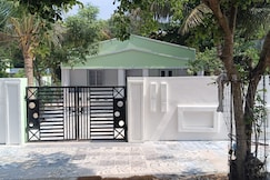 Paradise guest house bheemili, Visakhapatnam