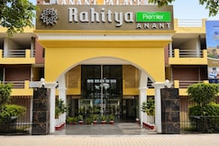 Rahitya Premier Anant, Bikapur