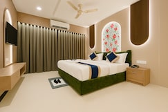 Hotel Hill Park, Indore