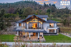 StayVista at Summerfield Manor, Naukuchiatal