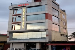 HOTEL ISHWAR RESIDENCY, Bangana