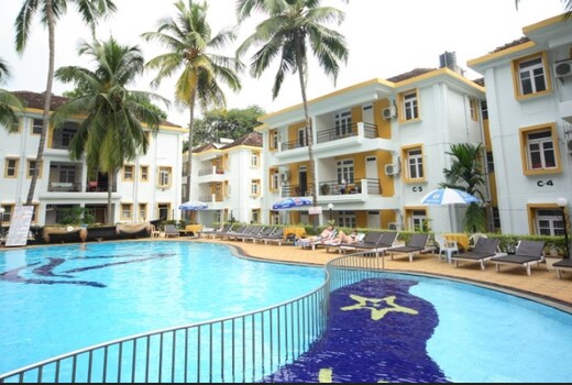 Candolim Lovers Studio | Rooms & Kitchen