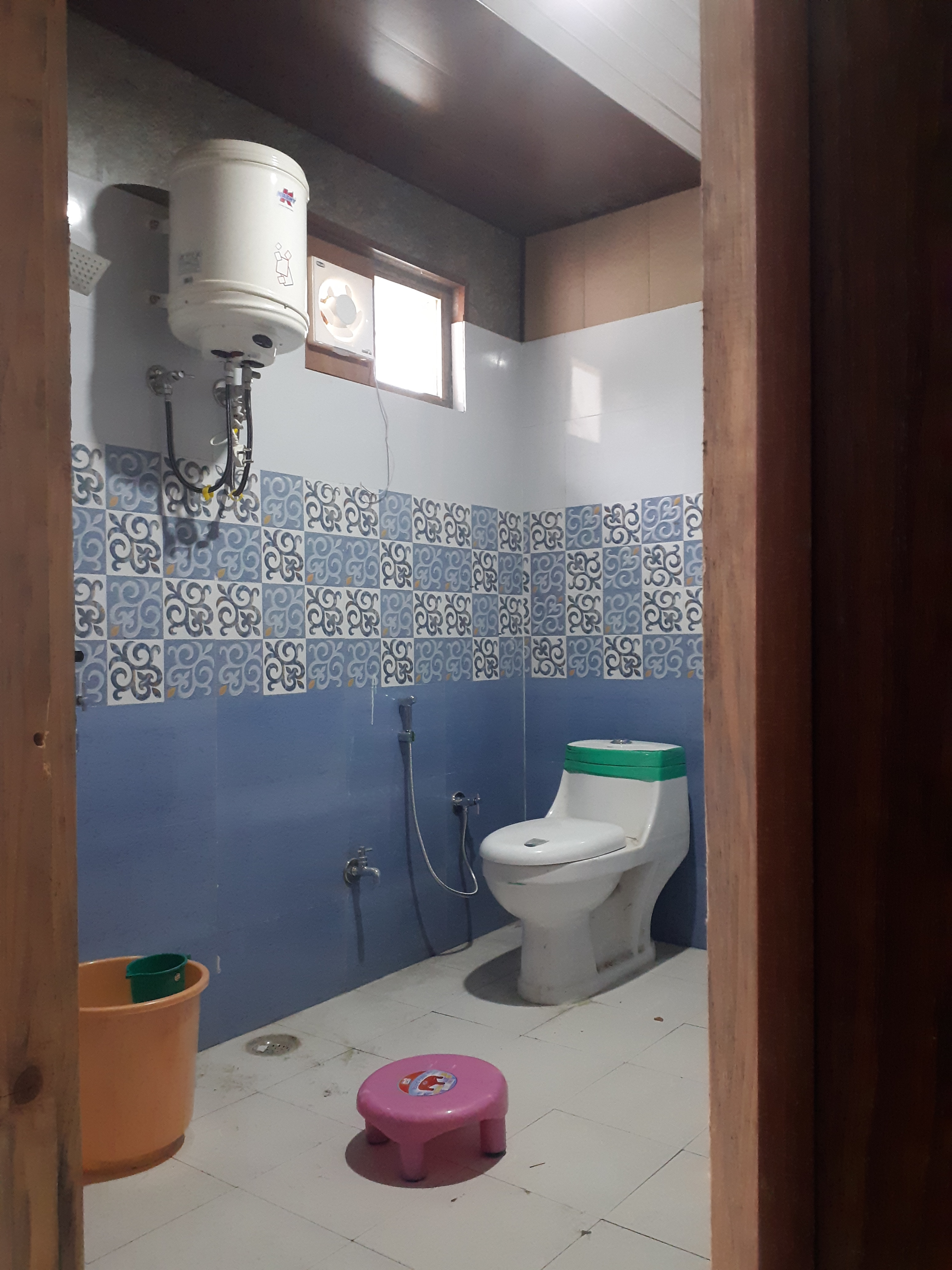 Hotel Kuber palace badrinath - Tap to explore photos
