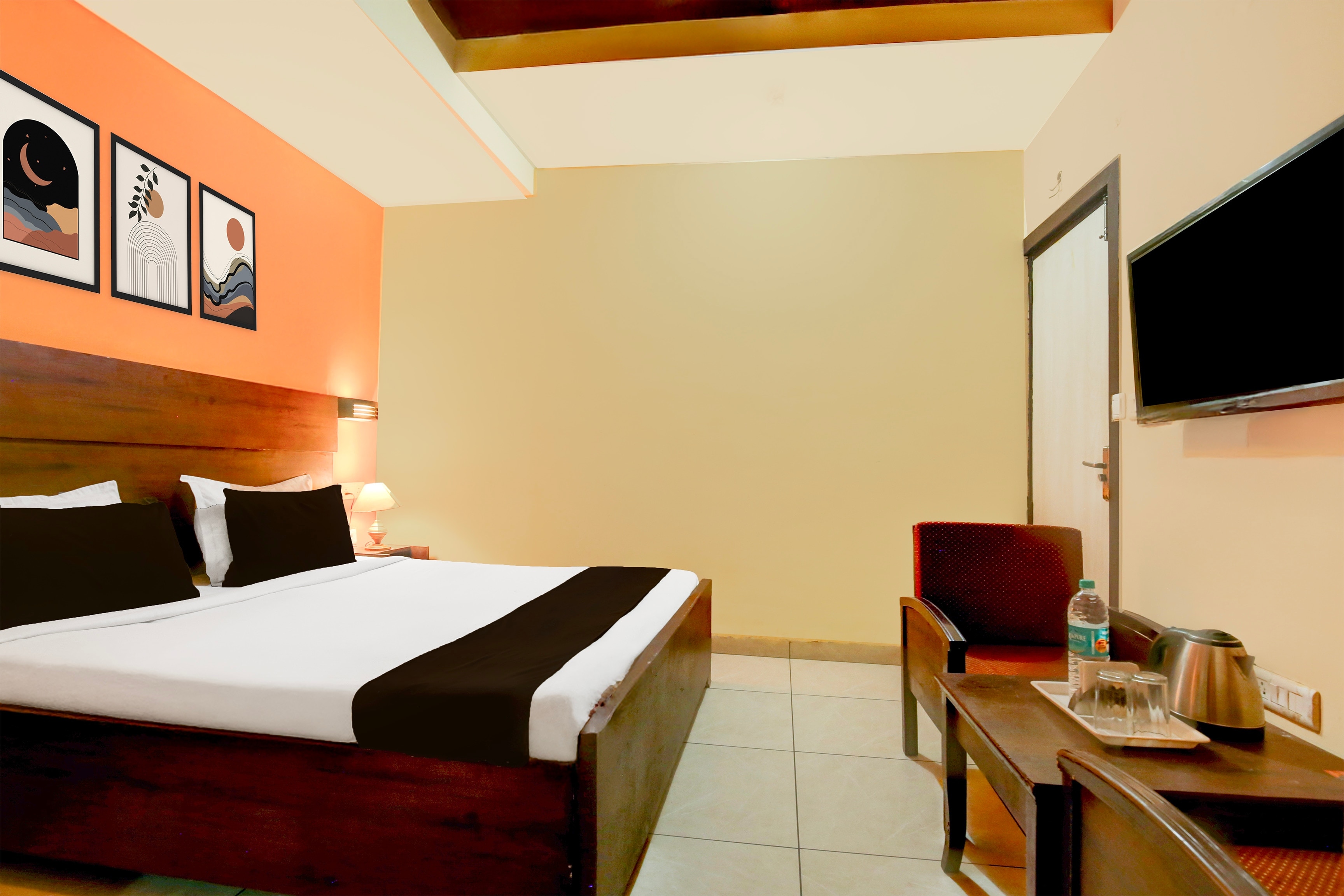 Hotel O Shaligram Bhakta Nivas Guest House - Tap to explore photos