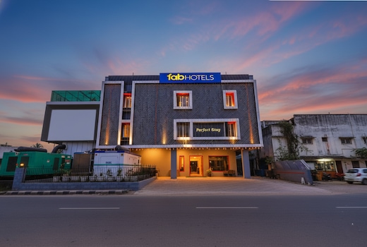 FabHotel Perfect Stays - Kovilambakkam