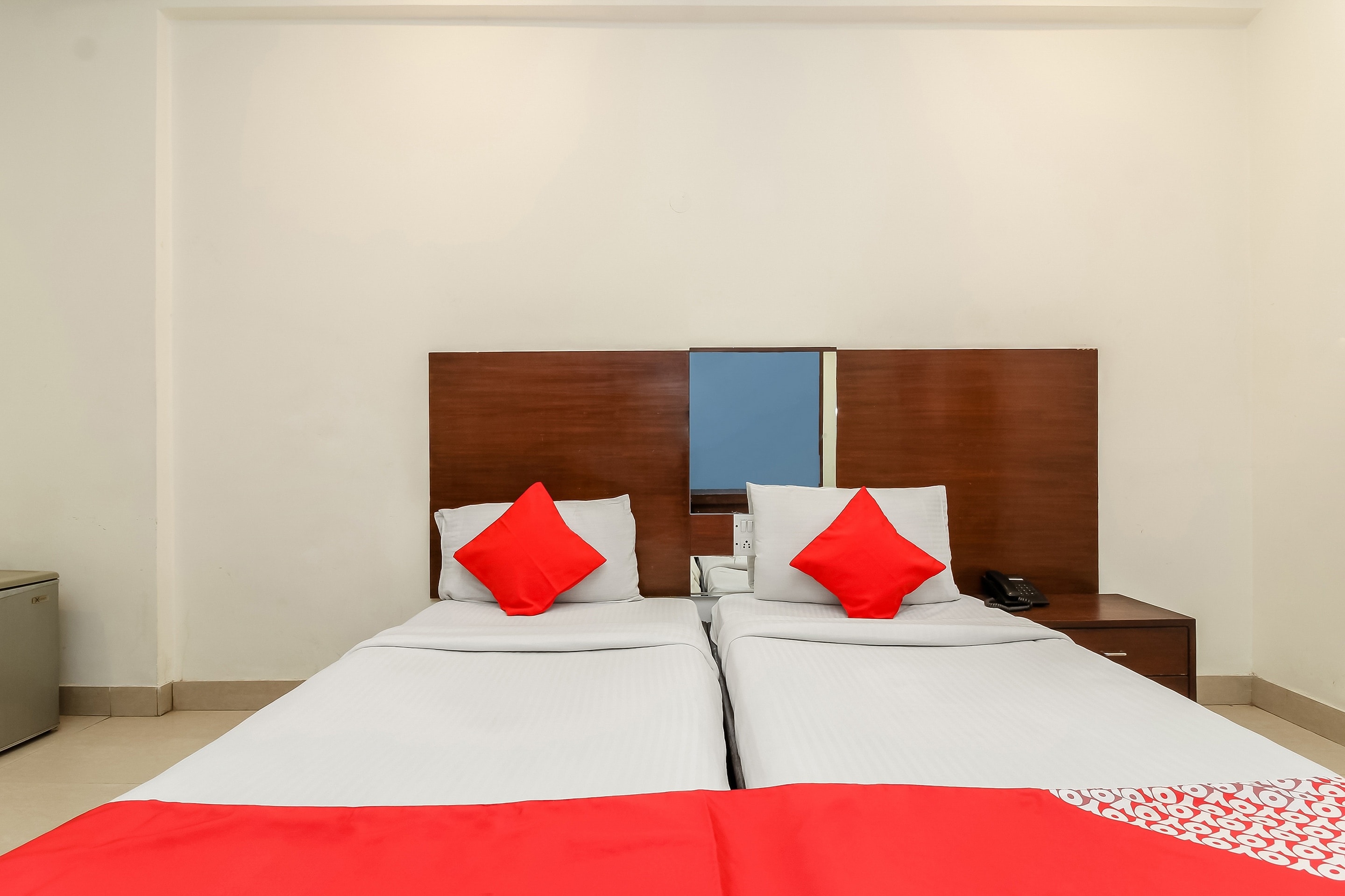 Collection O Hotel Dolphin Residency Inn - Tap to explore photos