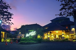 Grand Whiz Hotel Nusa Dua, بالي