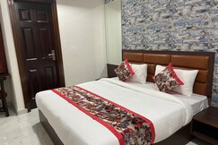Hotel California Heights, Amritsar