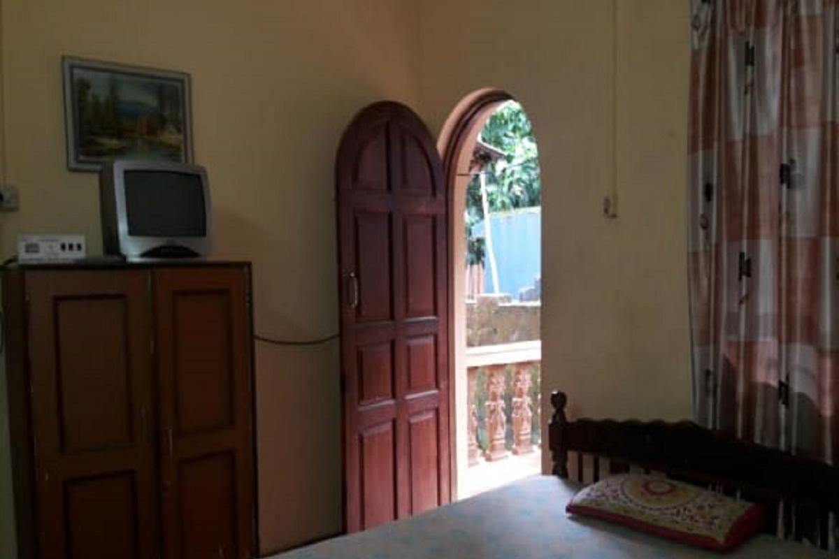Pundalik Guest House - Tap to explore photos