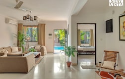 Living Room & Dining Area