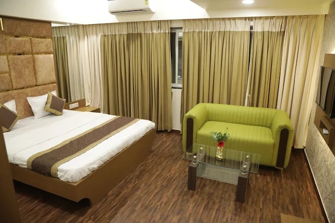 M Residency Hotel Kalyan, 3 km from Kalyan Railway Station - Tap to explore photos
