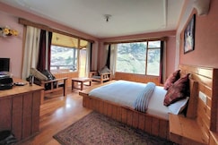 The Apple Tree, Manali