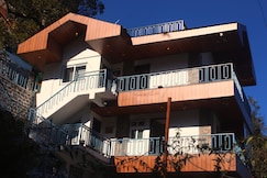 Chalet De Nature | Rooftop Sitting x WIFI, Rishikesh