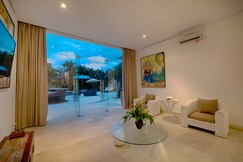 Kutus Kutus Canggu Villa, بالي