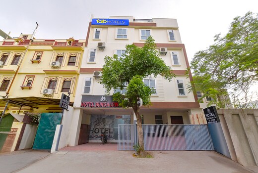FabHotel Bungalow 14 - Collectrate