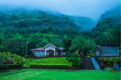Shivraj Palace Resort, Kolad