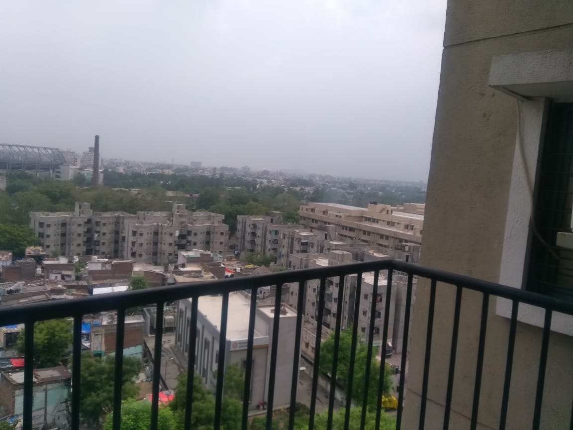Lovely 1 Bhk appartment in Center of the city area - Tap to explore photos
