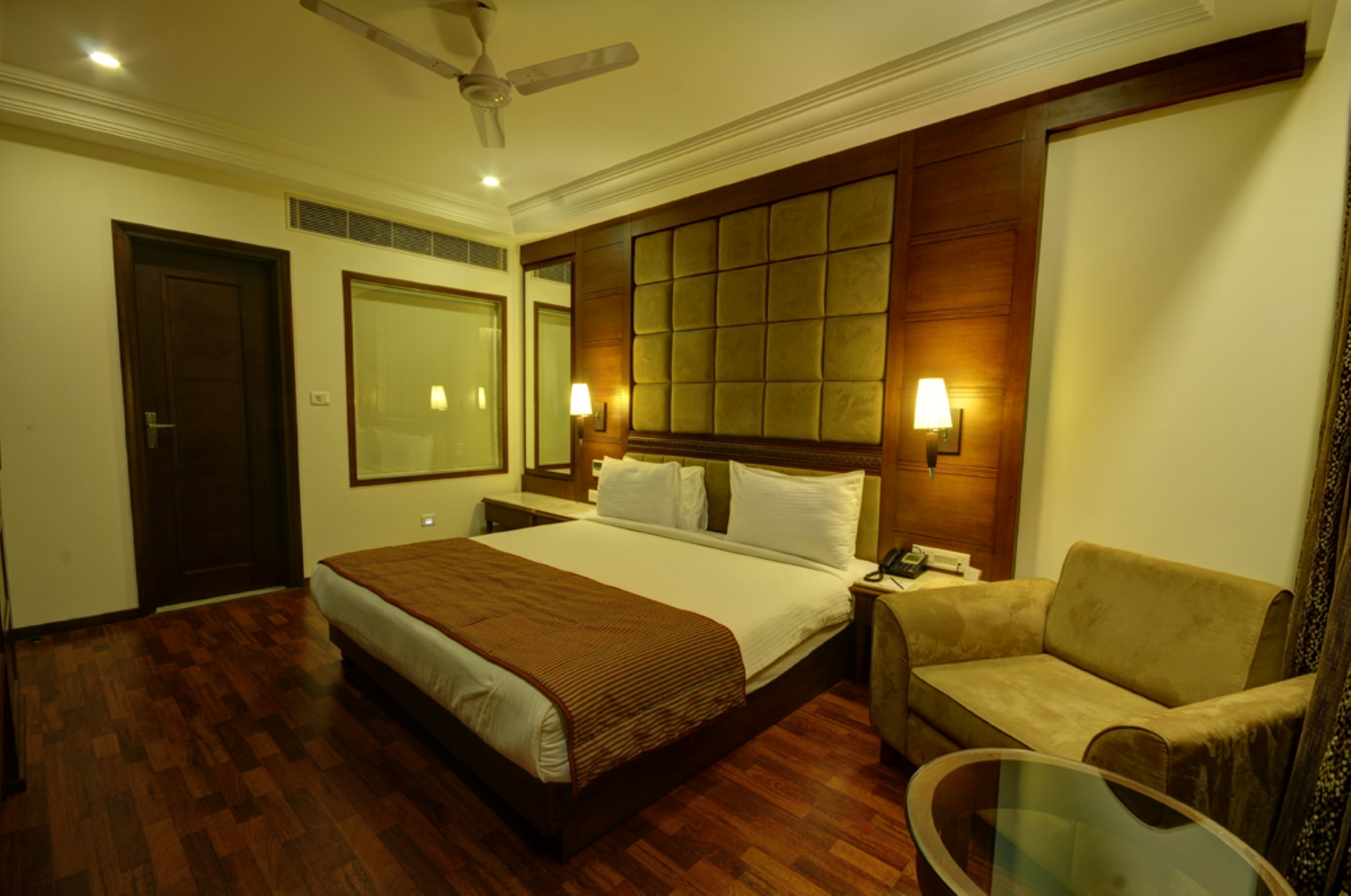 Hotel Kailash International - Tap to explore photos
