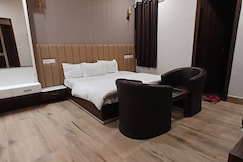 Hotel The Palm, Ambala