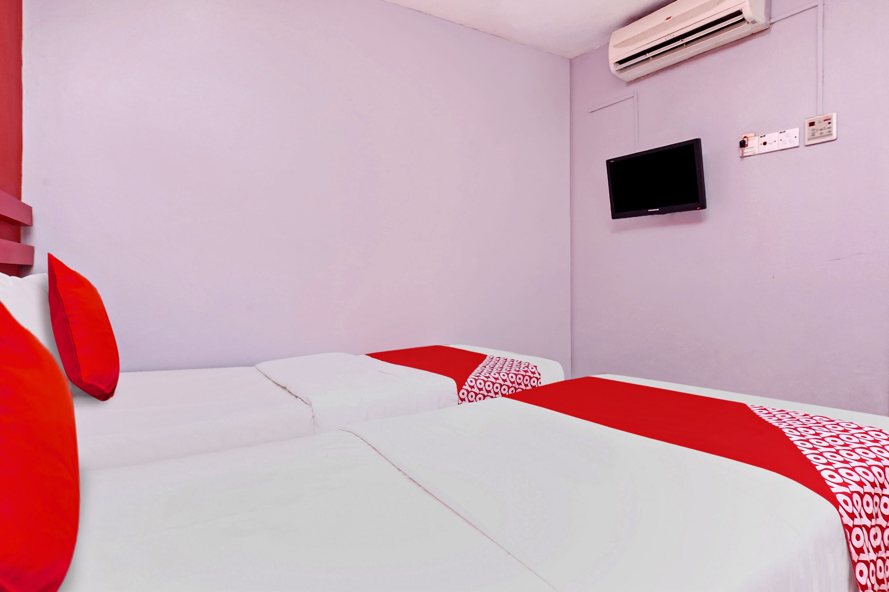 OYO 89654 My New Home Hotel - Tap to explore photos