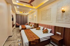 Darshan Residency | Walkable to Kashi Vishwanath Temple, Varanasi