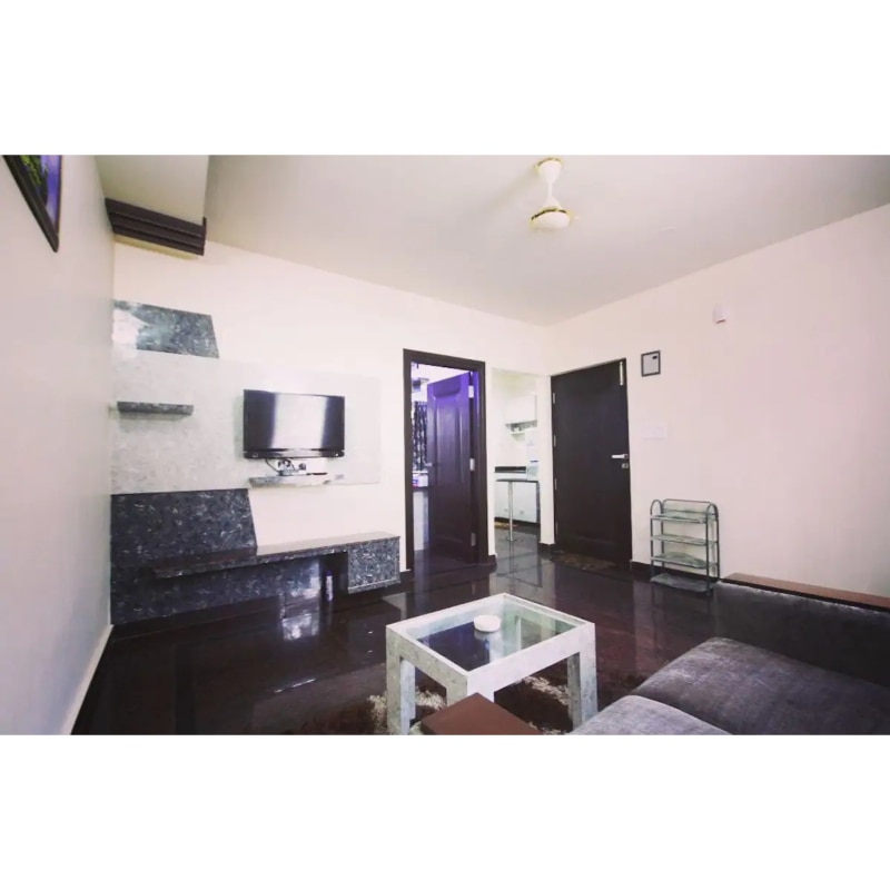 Yolo Home l Koramangala - Tap to explore photos