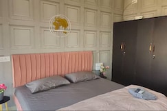 Stylish Private Apartment in Pashan, Wadgaon