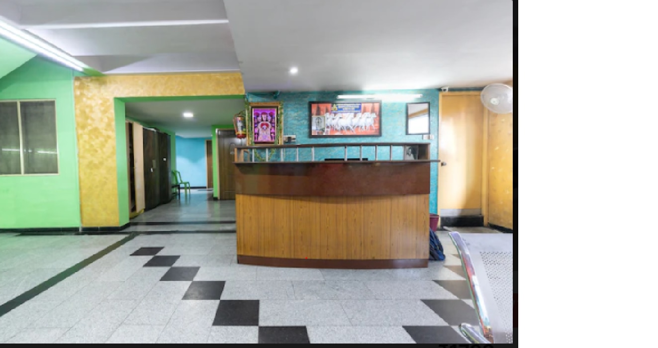 MADURAI GRAND METRO INN - Tap to explore photos