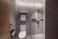 Holiday Inn Express SHENZHEN LONGHUA, Shenzhen