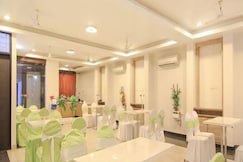 LIFES CALLINGG, Lucknow