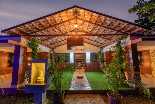 Nitha I Yoga Spa  Retreat