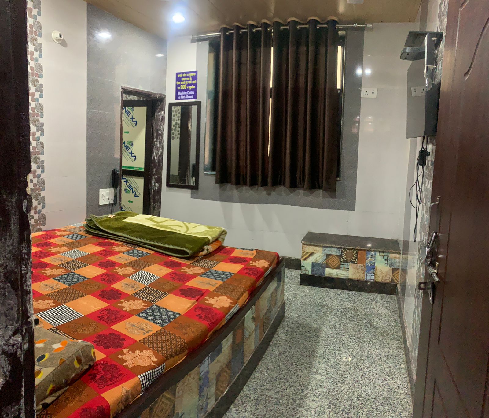 Hotel Khawja Palace - Tap to explore photos