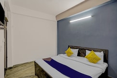SPOT ON Raj Hotel Vip Near Worlds Of Wonder, Greater Noida