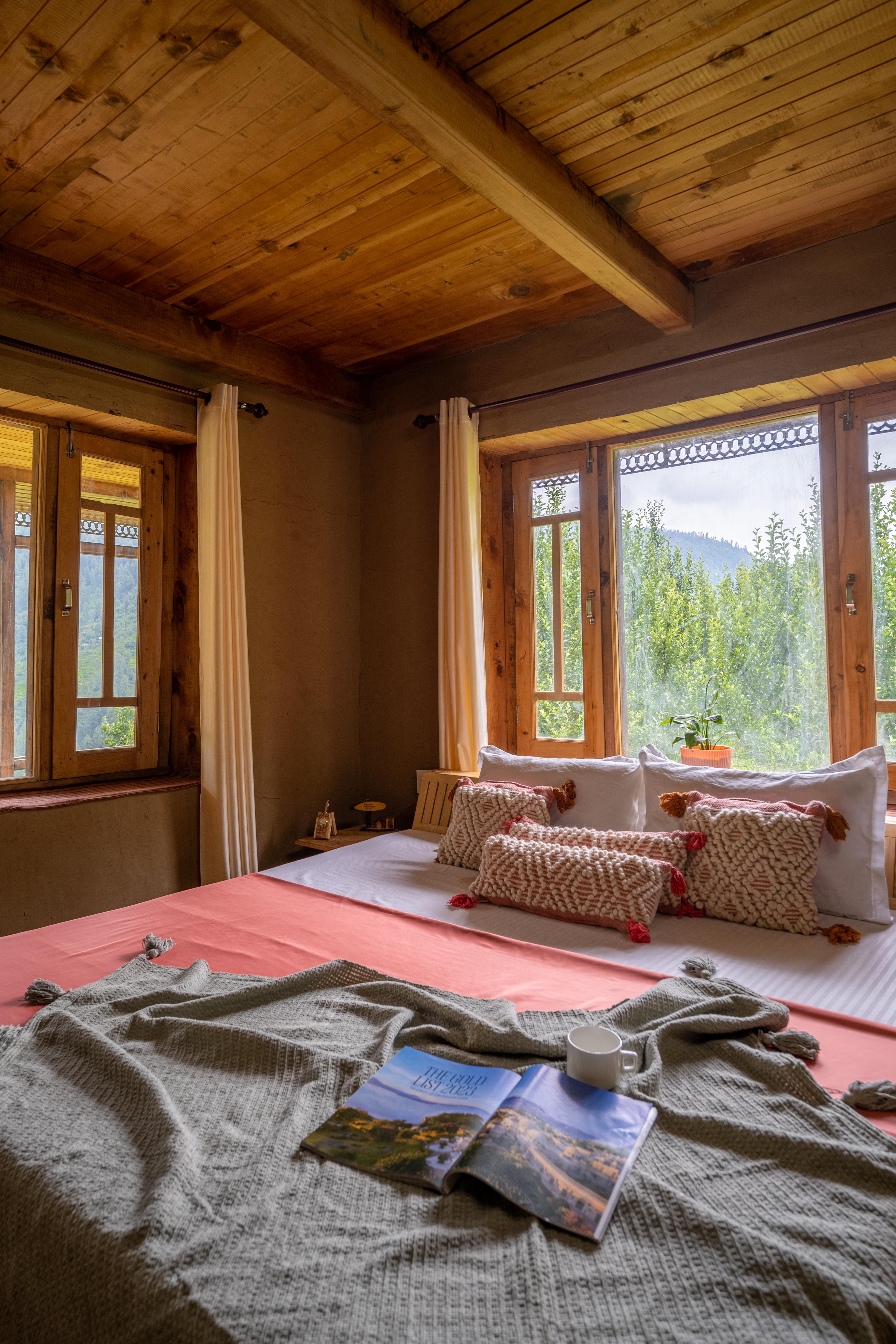 Hidden Gem | The Enchanted Mountain Lodge In Jibhi - Tap to explore photos