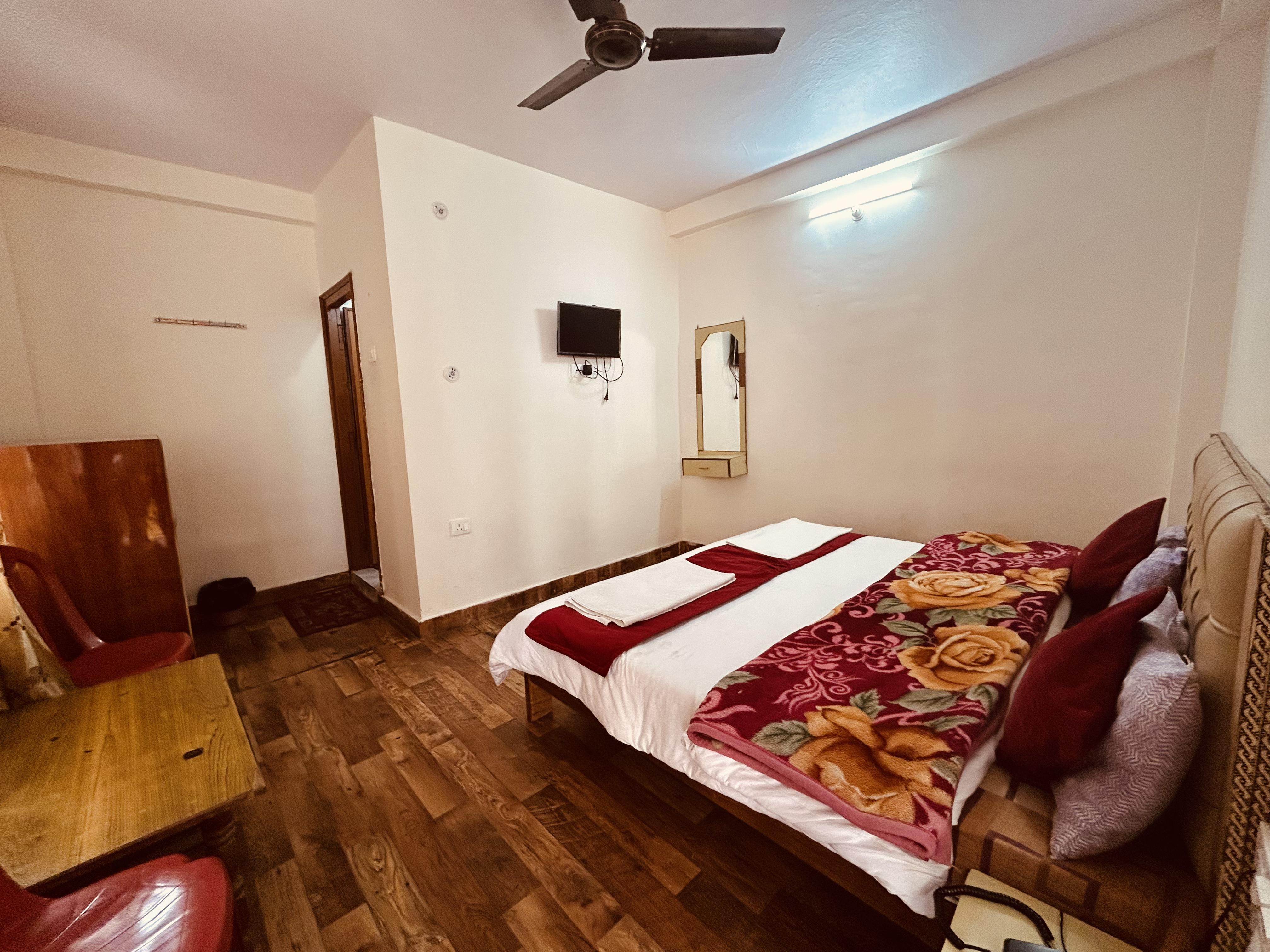 Hotel Sai Dham Joshimath - Tap to explore photos