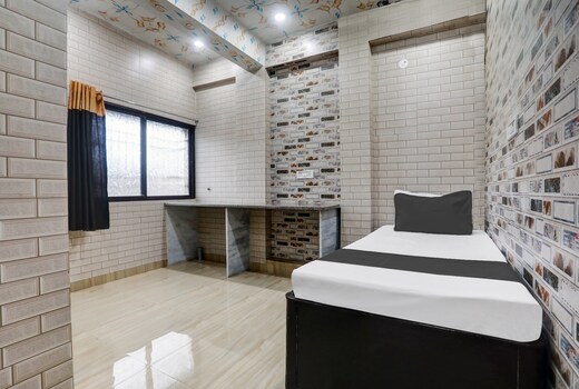 Hotel O Kailash Mansarovar
