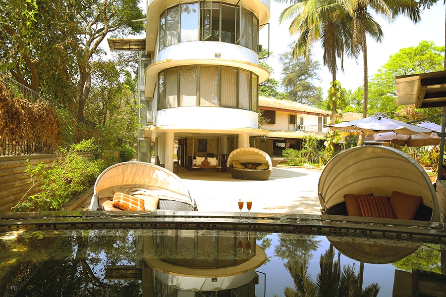 StayVista | The Boulevard 4 BHK Villa - Tap to explore photos