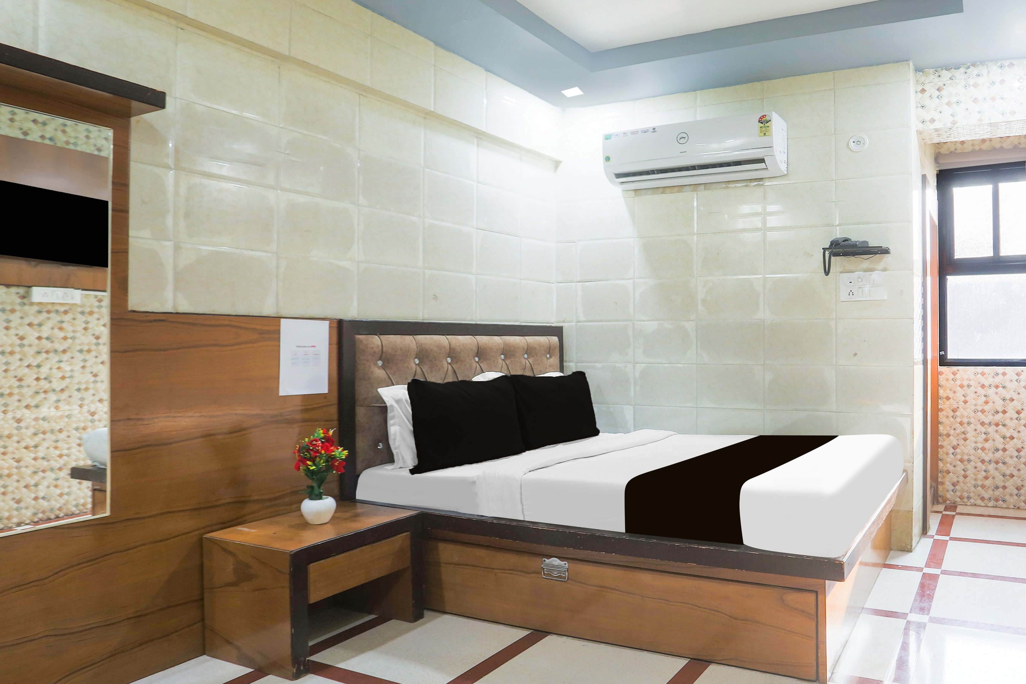 Super Hotel O Parao Formerly Cozy Inn - Tap to explore photos